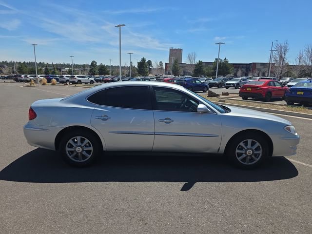 Used 2009 Buick LaCrosse CX image 2