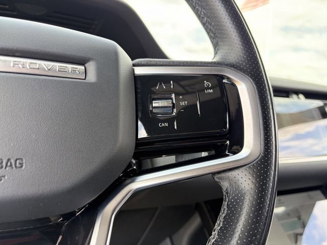 Used 2022 Land Rover Range Rover Evoque R-Dynamic SE image 9