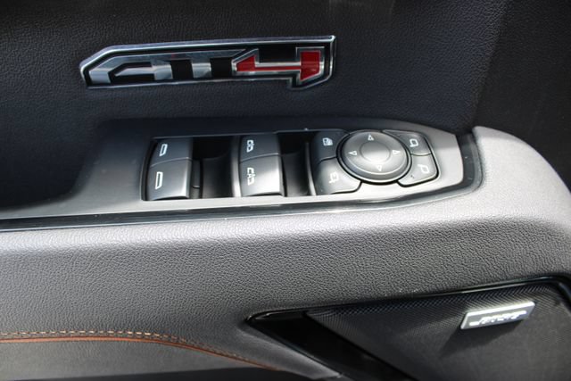 Used 2025 GMC Sierra 1500 AT4 w/ AT4 Premium Package AWD/4WD image 13