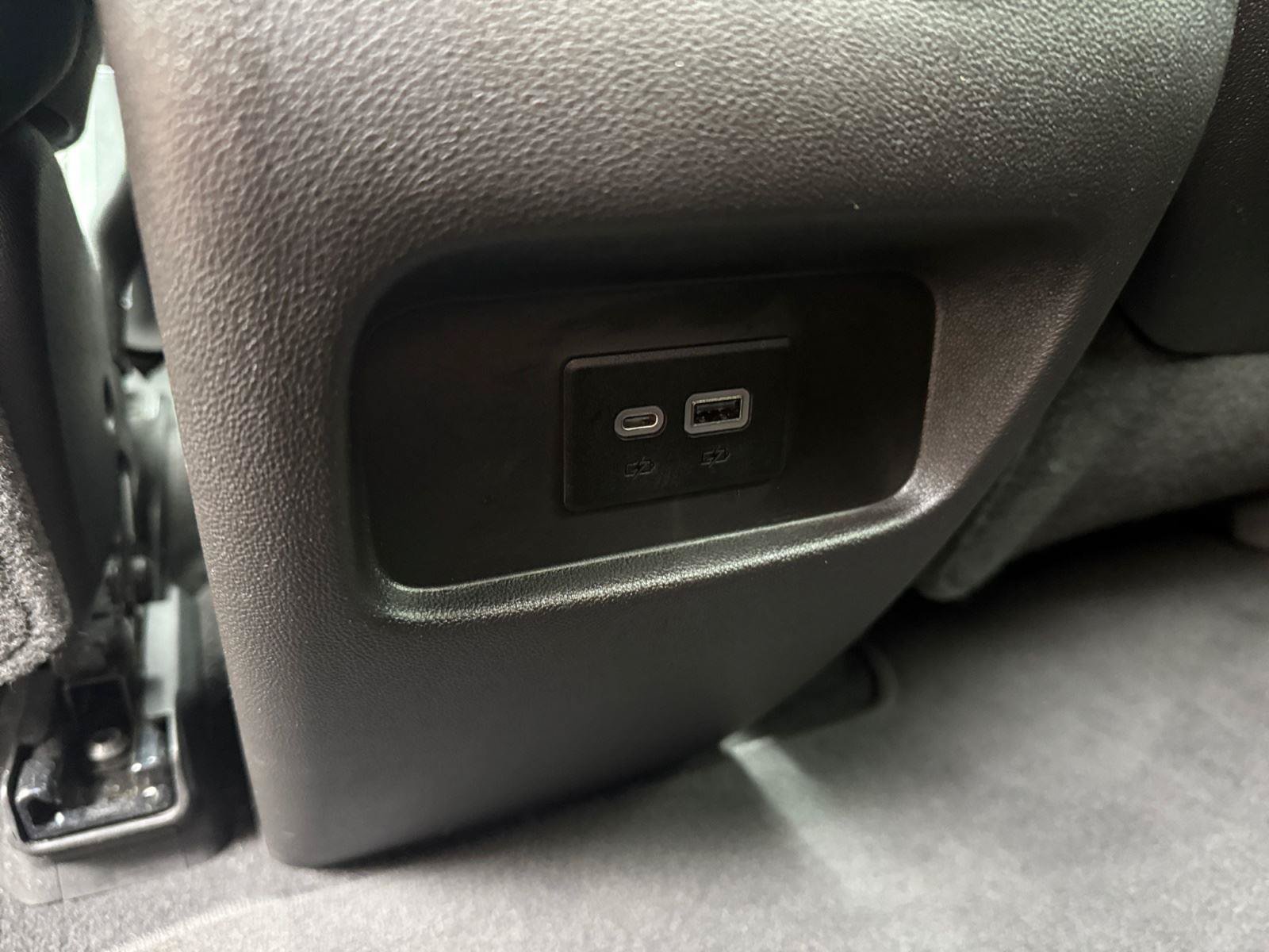 Used 2022 Cadillac XT5 Luxury w/ LPO, Floor Liner Package AWD/4WD image 20