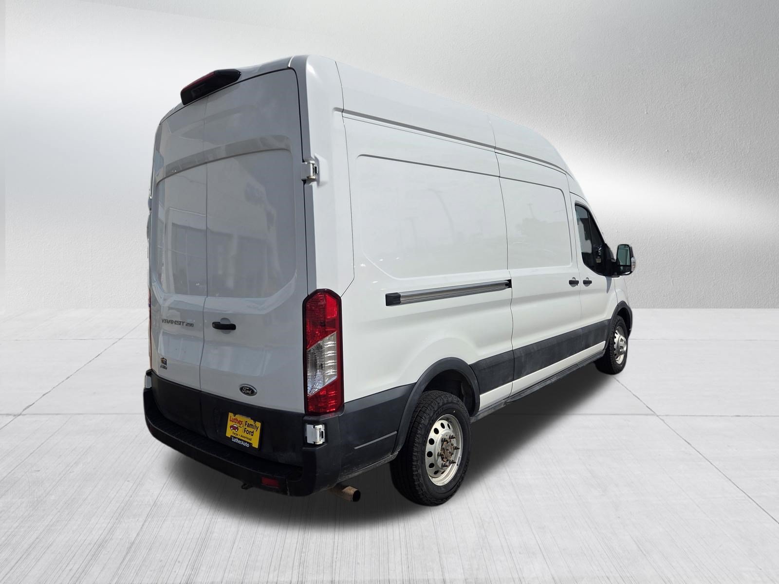 Used 2023 Ford Transit 250 148 High Roof AWD image 7