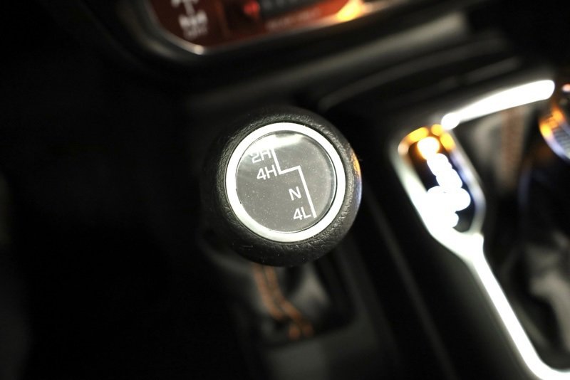 Used 2023 Jeep Gladiator Mojave w/ Cold Weather Group image 26