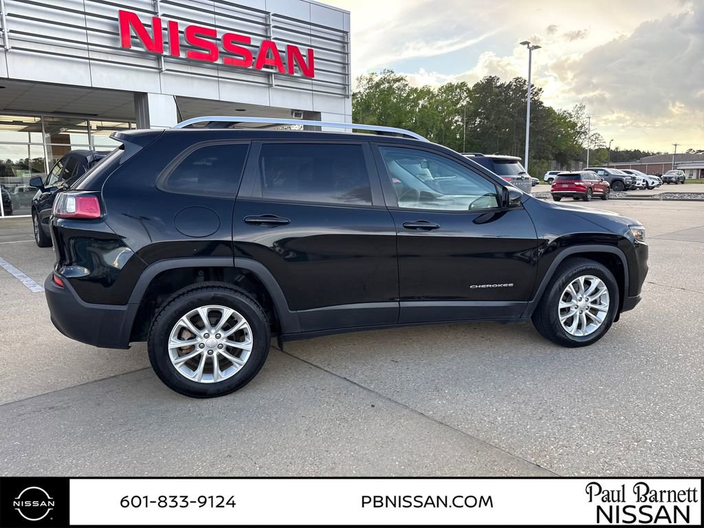 Used 2020 Jeep Cherokee Latitude image 11