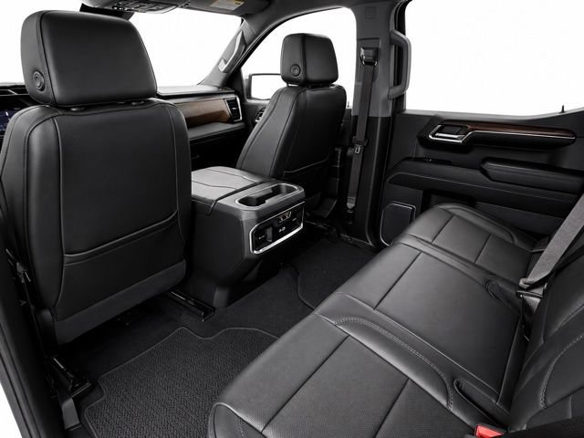 Used 2024 GMC Sierra 1500 Denali w/ Technology Package AWD/4WD image 22