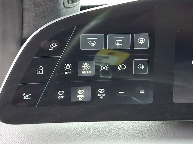 Used 2023 Lucid Air Touring image 37