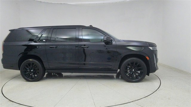 Used 2023 Cadillac Escalade ESV Sport Platinum w/ LPO, ONYX Package image 73