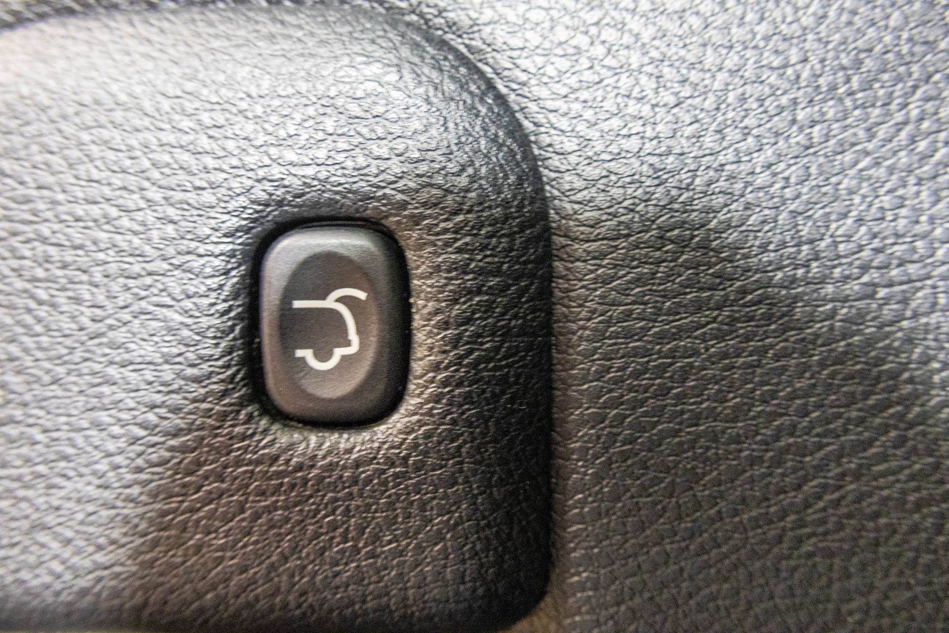 Used 2021 Jeep Grand Cherokee Limited w/ Quick Order Package 28K 80th AWD/4WD image 46