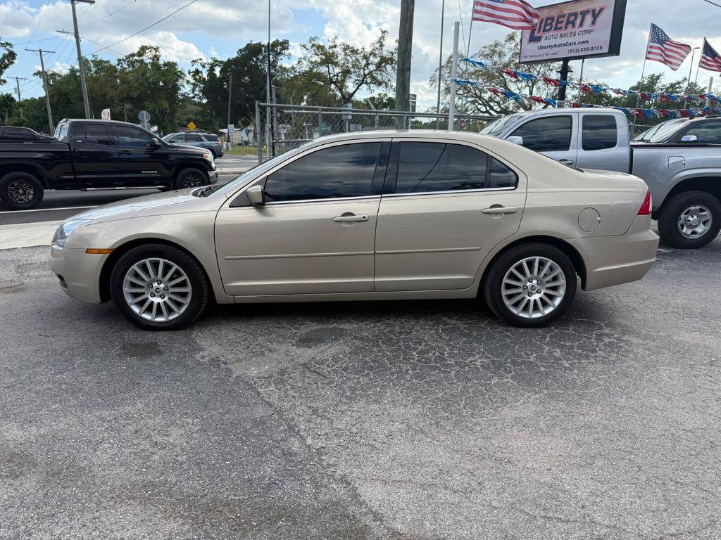 Used 2007 Mercury Milan Premier FWD image 2
