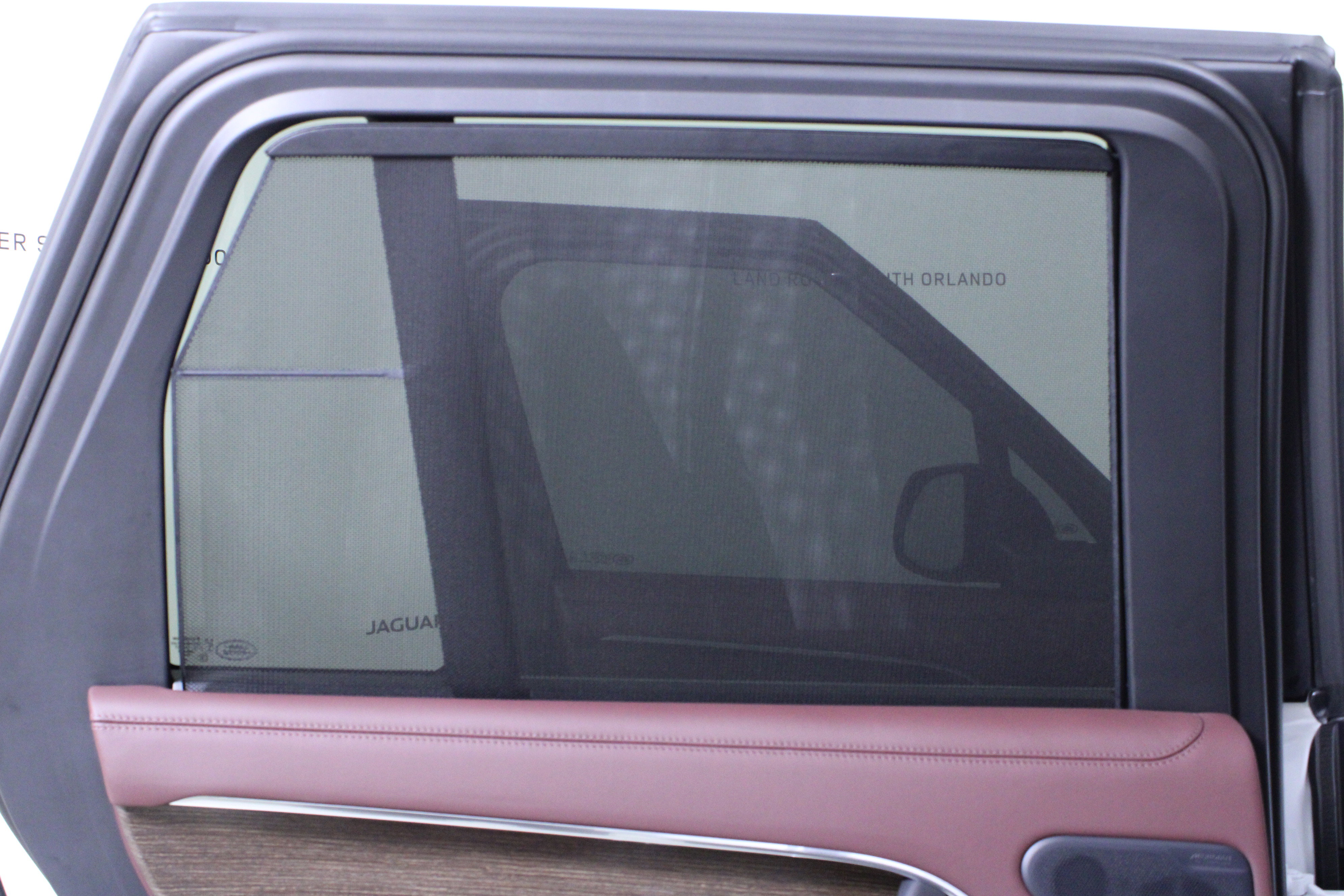 Used 2024 Land Rover Range Rover SE image 17