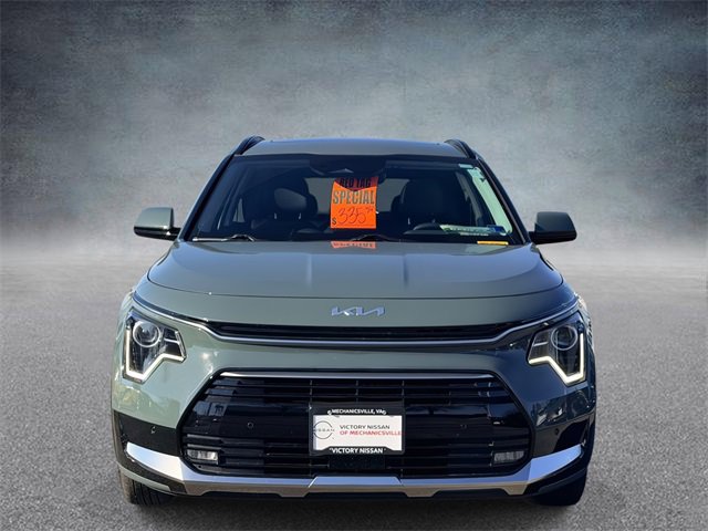 Used 2025 Kia Niro SX image 8