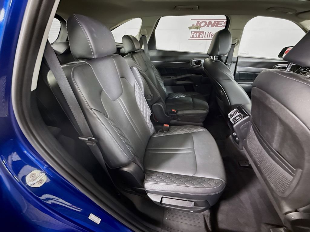 Used 2021 Kia Sorento SX image 35