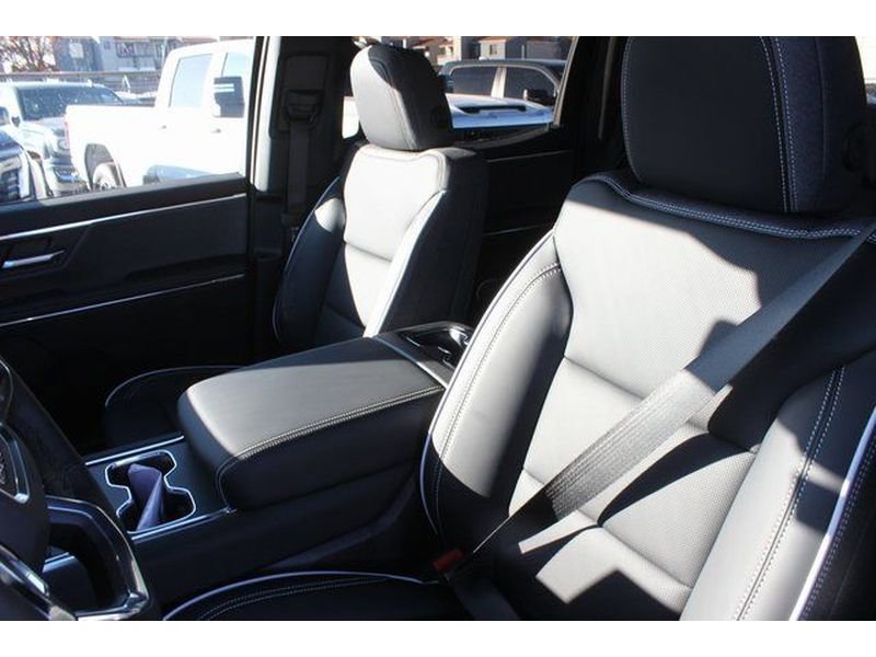 New 2026 GMC Sierra EV Elevation image 2