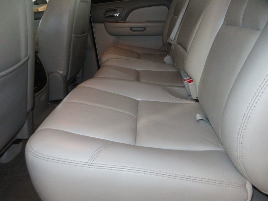 Used 2008 Chevrolet Avalanche LTZ w/ LTZ Preferred Equipment Group image 27