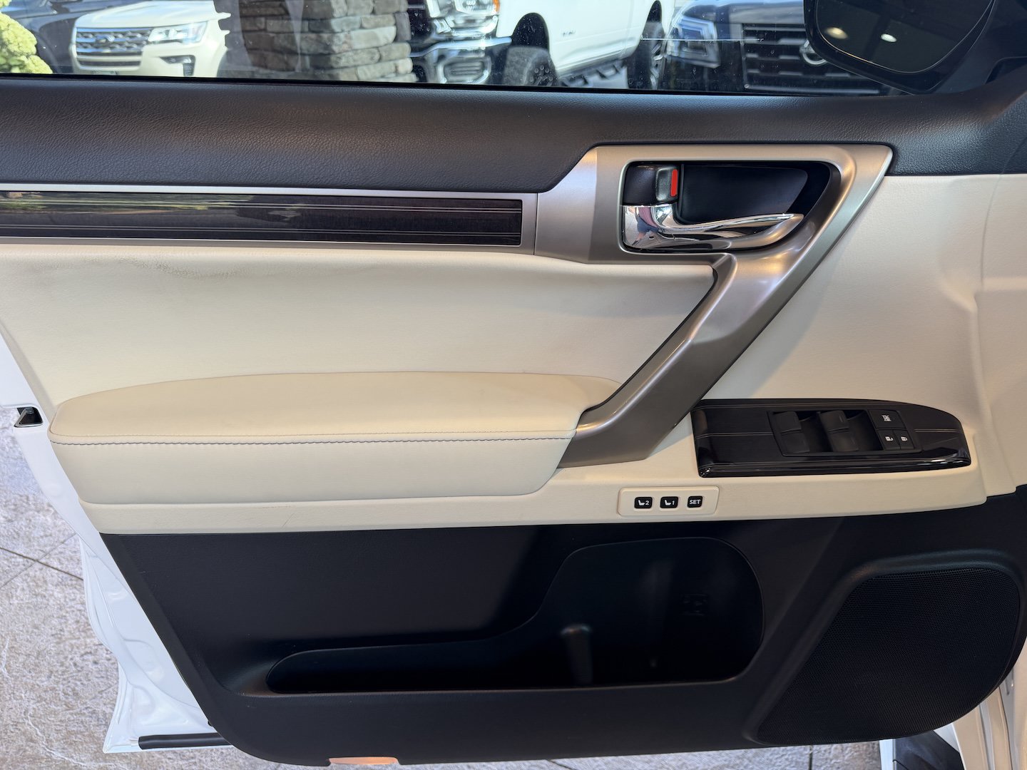 Used 2021 Lexus GX 460 Premium AWD/4WD image 13