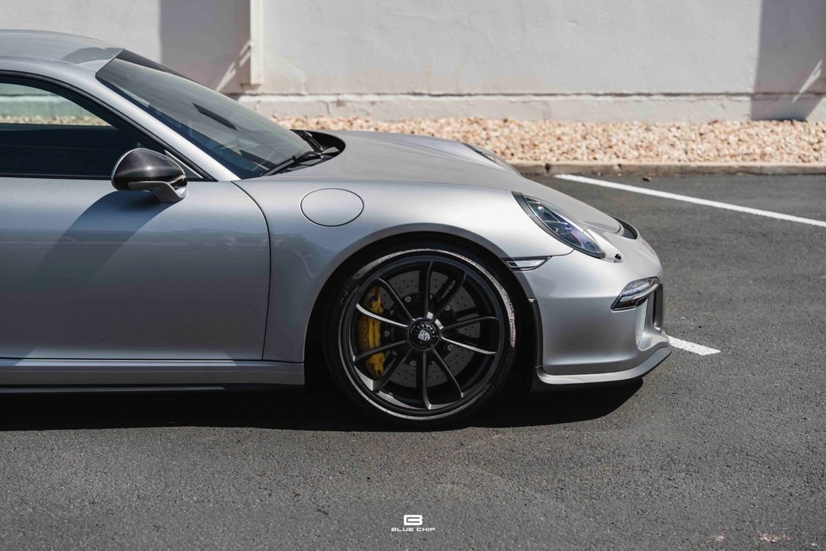 Used 2016 Porsche 911 R RWD image 22