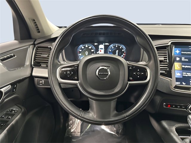 Used 2022 Volvo XC90 T5 Momentum w/ Advanced Package image 12