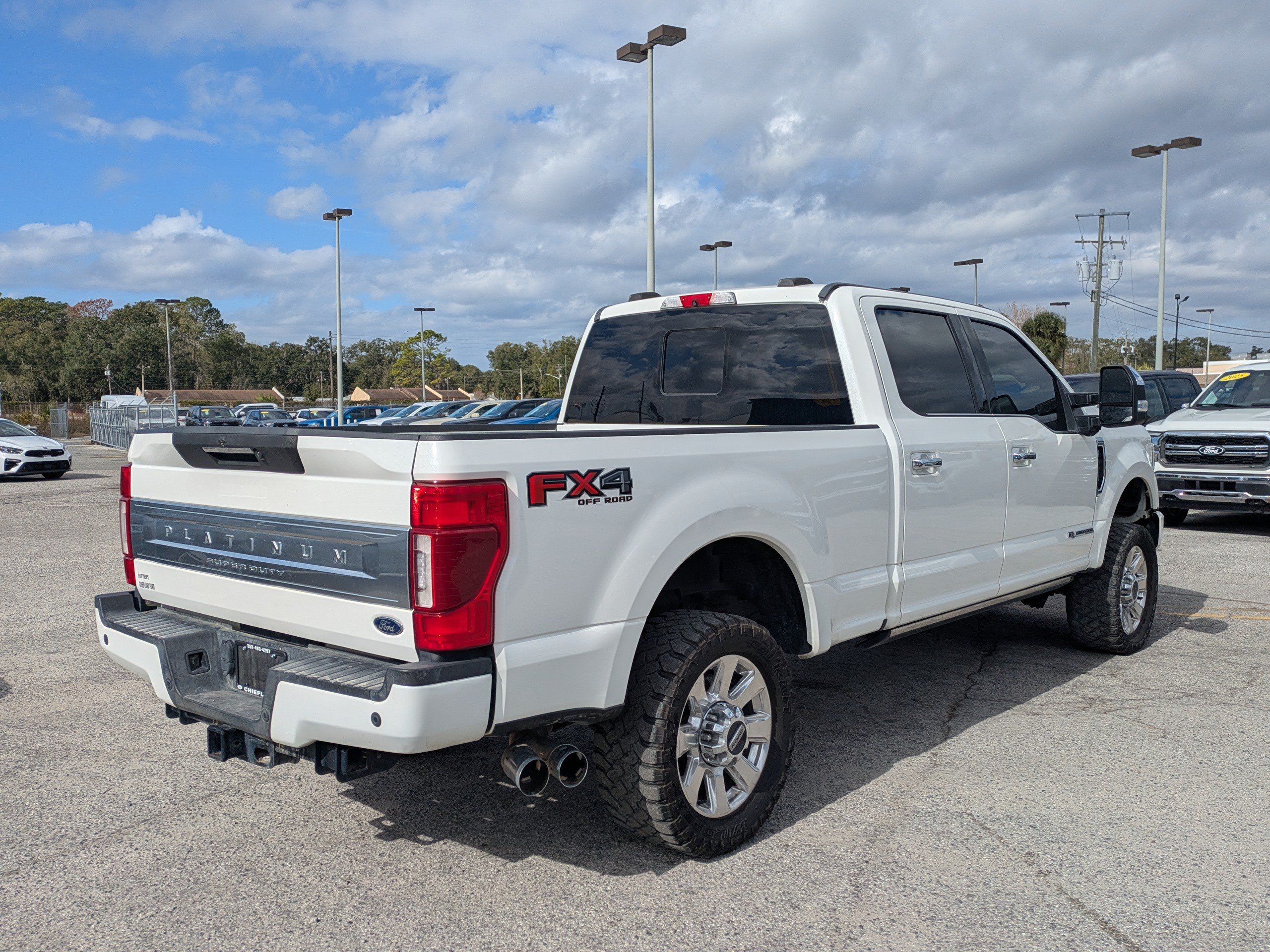 Used 2021 Ford F250 Platinum w/ FX4 Off-Road Package AWD/4WD image 4