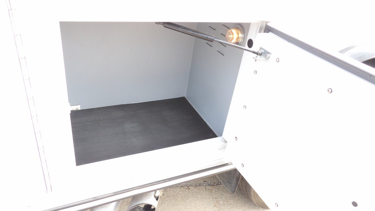 Used 2012 Ford F450 XLT w/ Ambulance Preparation Pkg RWD image 39