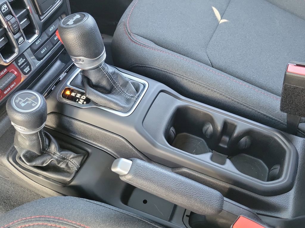 Used 2024 Jeep Wrangler Unlimited Rubicon w/ Safety Group image 14