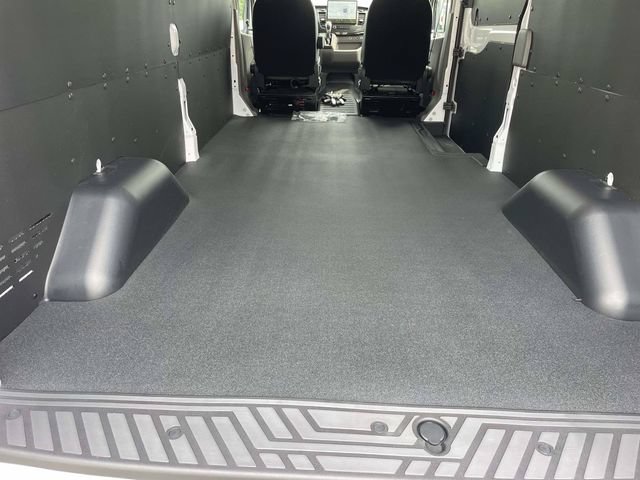 New 2026 Ford Transit 250 148 Medium Roof w/ Load Area Protection Package RWD image 15