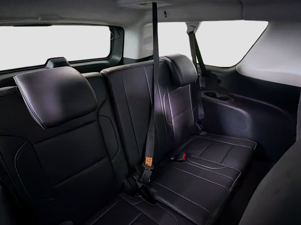 Used 2018 GMC Yukon XL Denali w/ Open Road Package RWD image 30