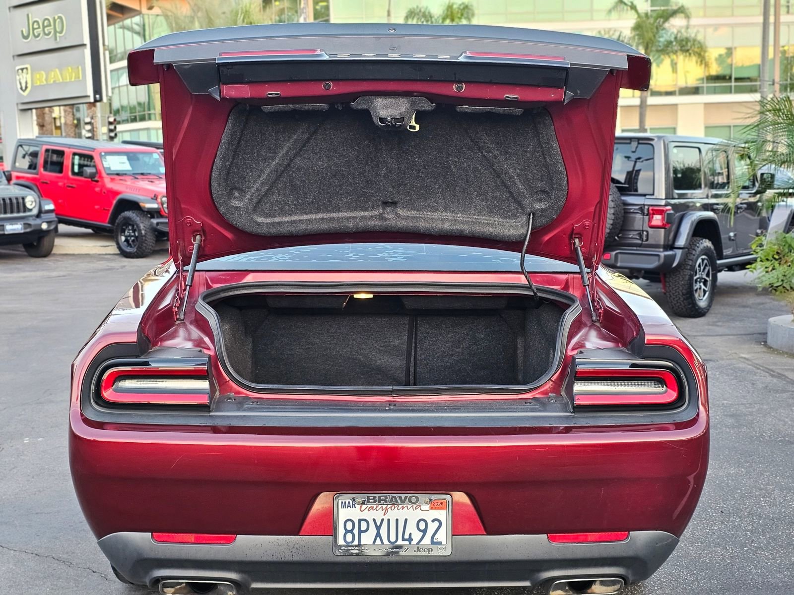 Used 2018 Dodge Challenger R/T image 7