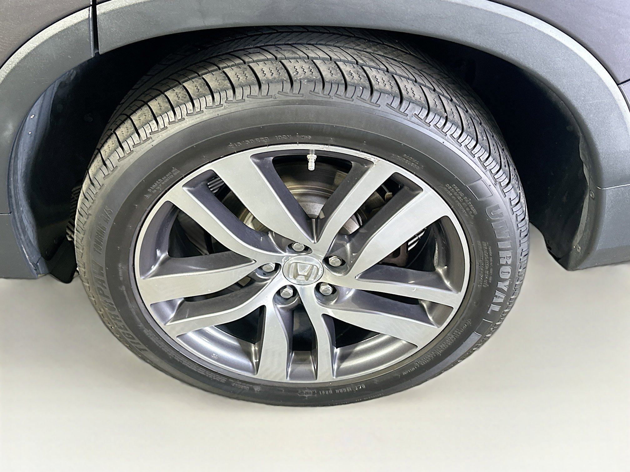 Used 2017 Honda Pilot Touring image 11