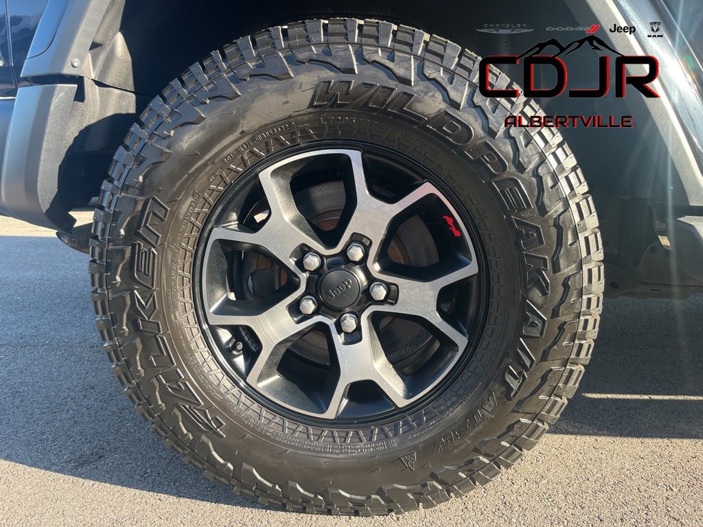 Used 2020 Jeep Wrangler Unlimited Sahara image 45