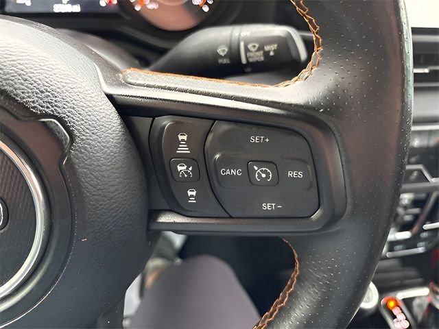 Used 2024 Jeep Gladiator Mojave w/ Technology Group image 19