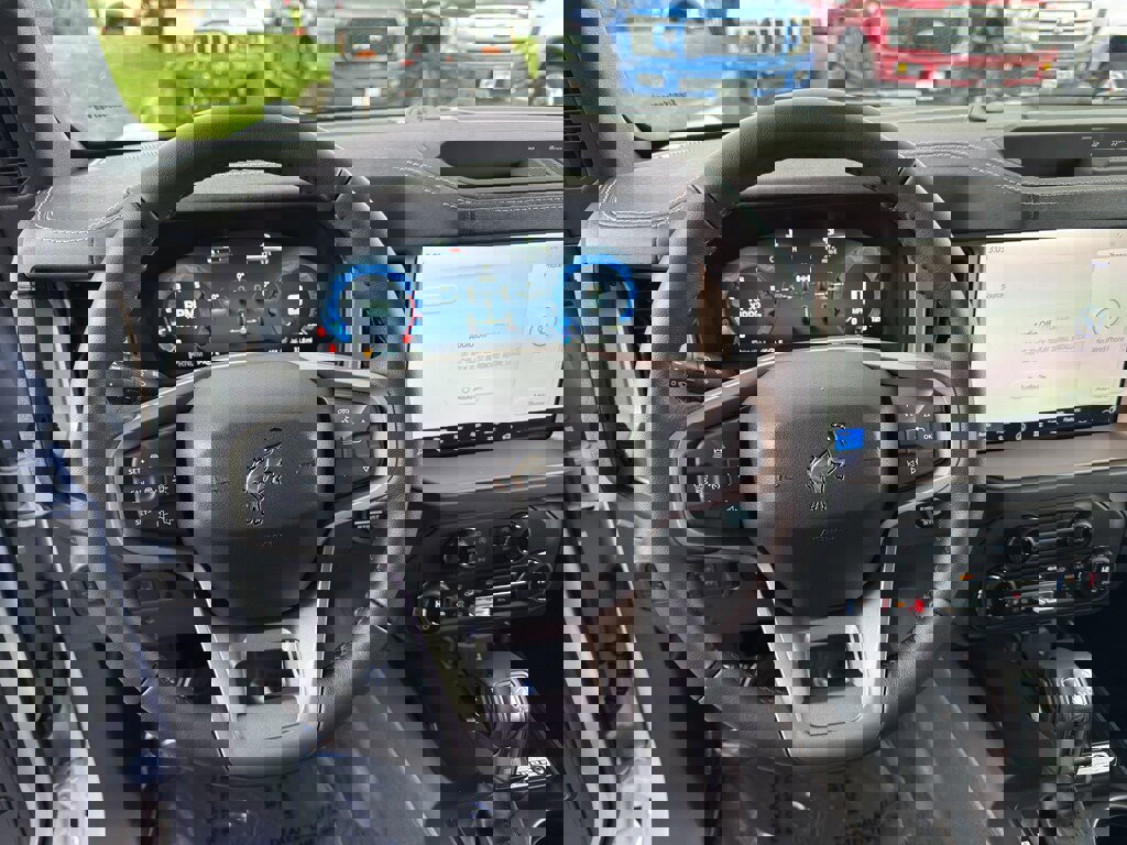 New 2025 Ford Bronco Outer Banks image 15