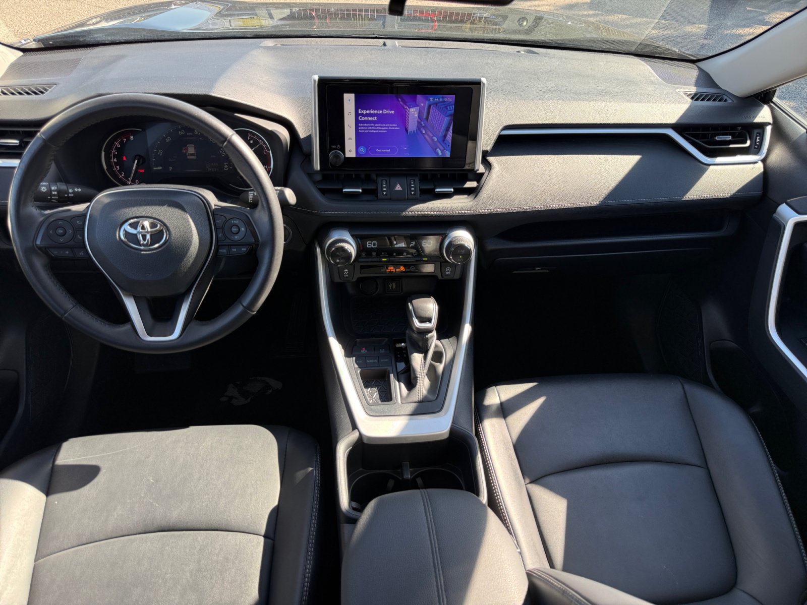 Used 2025 Toyota RAV4 XLE Premium FWD image 27