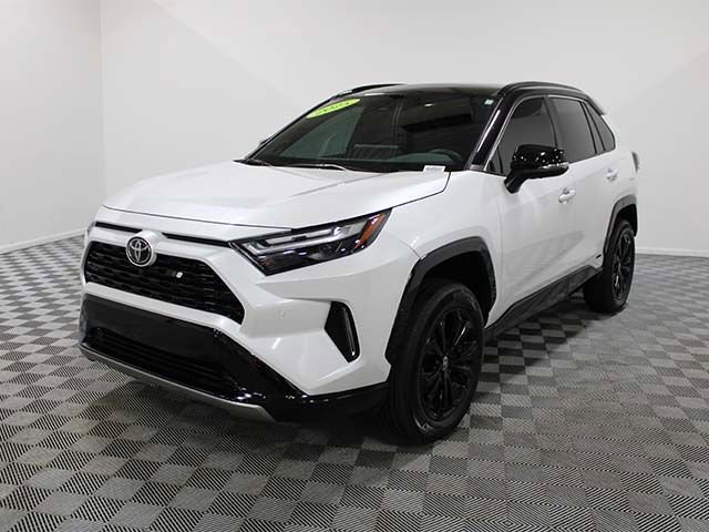 Certified 2025 Toyota RAV4 XSE w/ Advanced Technology Package AWD/4WD image 2