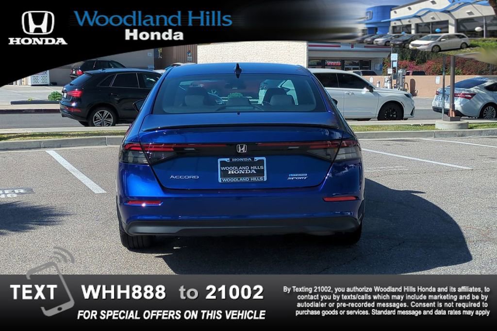 Used 2025 Honda Accord Sport image 6