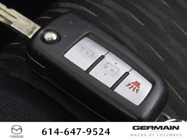 Used 2017 Nissan Rogue S w/ S Appearance Package AWD/4WD image 33