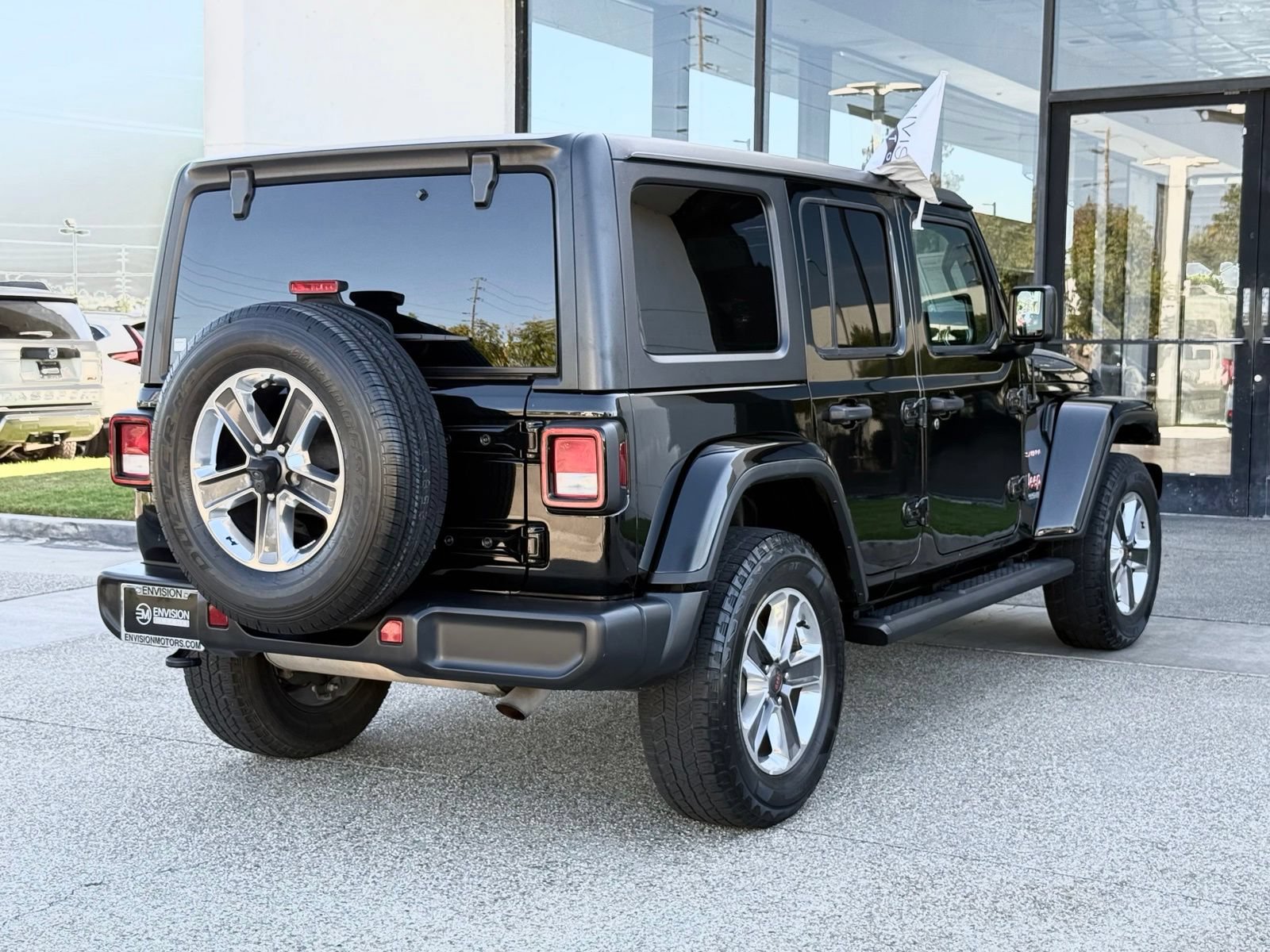 Used 2021 Jeep Wrangler Unlimited Sahara AWD/4WD image 15