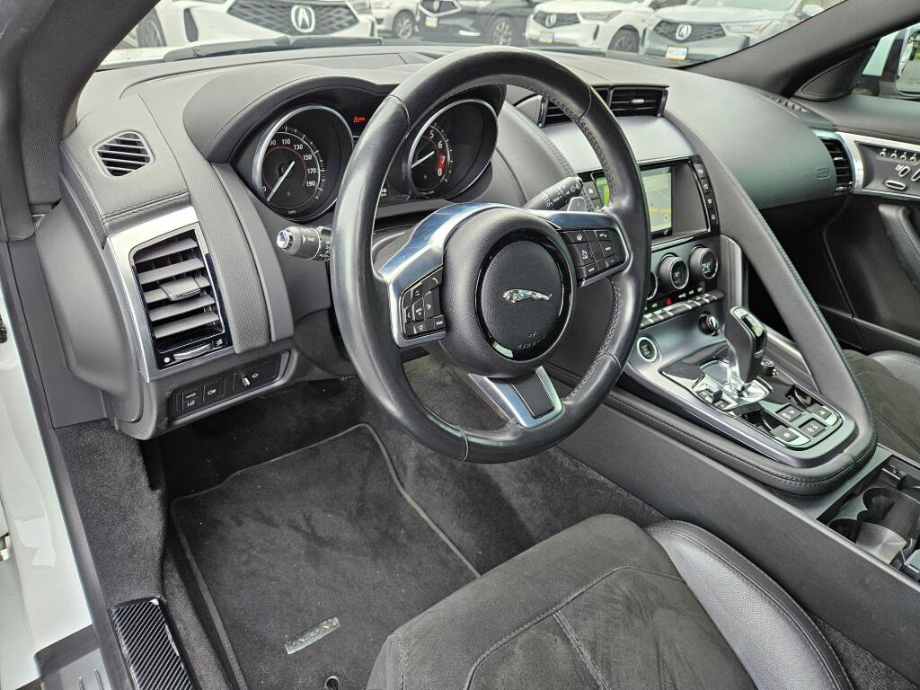 Used 2018 Jaguar F-TYPE Convertible RWD image 20
