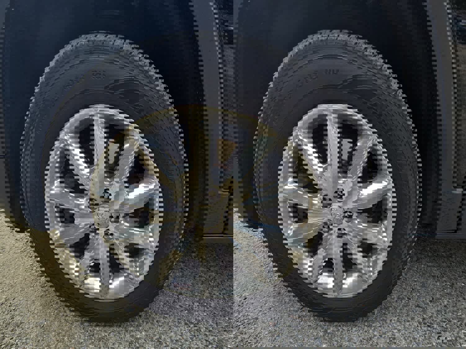 Used 2017 Jeep Cherokee Limited image 15