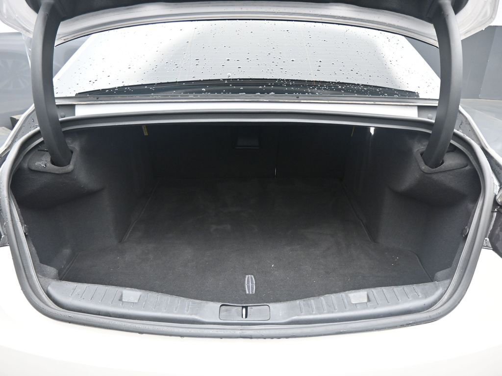 Used 2019 Lincoln MKZ Reserve image 13