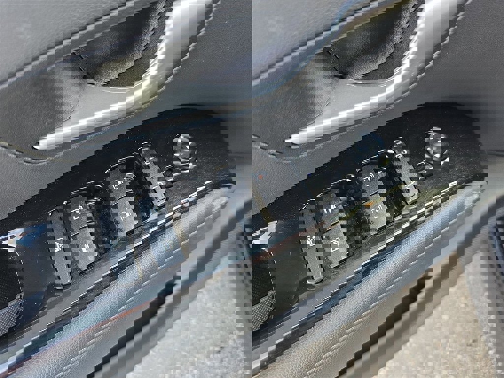 Used 2022 Hyundai Tucson Limited image 15