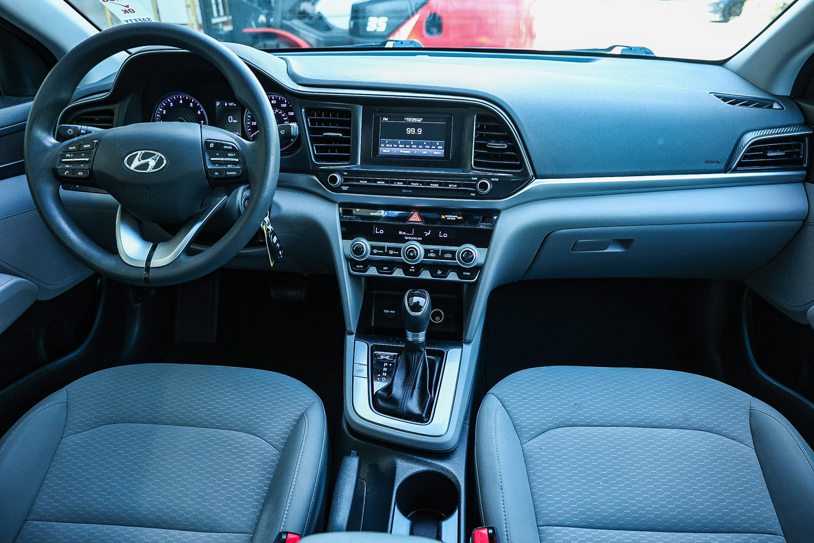 Used 2020 Hyundai Elantra SE image 16