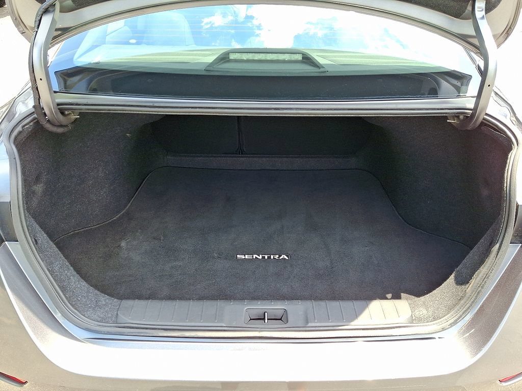 Used 2021 Nissan Sentra SV FWD image 28