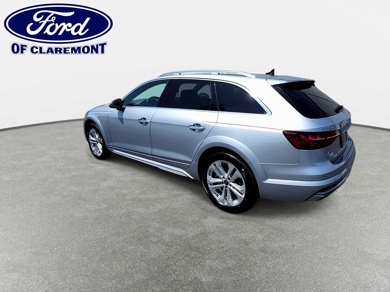 Used 2024 Audi A4 2.0T allroad Premium Plus AWD/4WD image 6