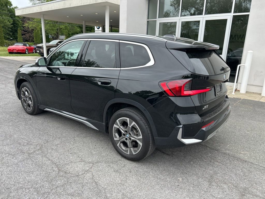 Certified 2024 BMW X1 xDrive28i w/ Convenience Package AWD/4WD image 3