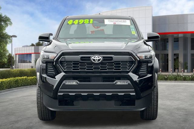 Certified 2025 Toyota Tacoma TRD Off-Road AWD/4WD image 11