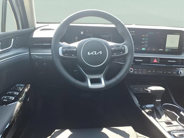 New 2026 Kia K5 EX FWD image 5