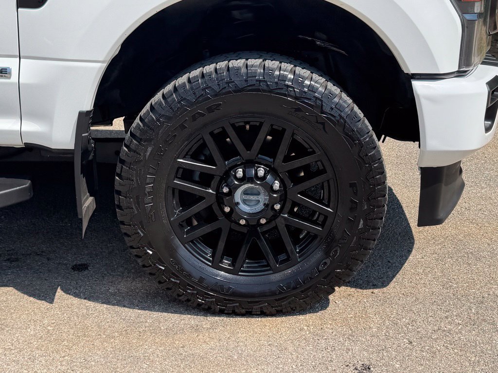Used 2021 Ford F350 Lariat AWD/4WD image 10