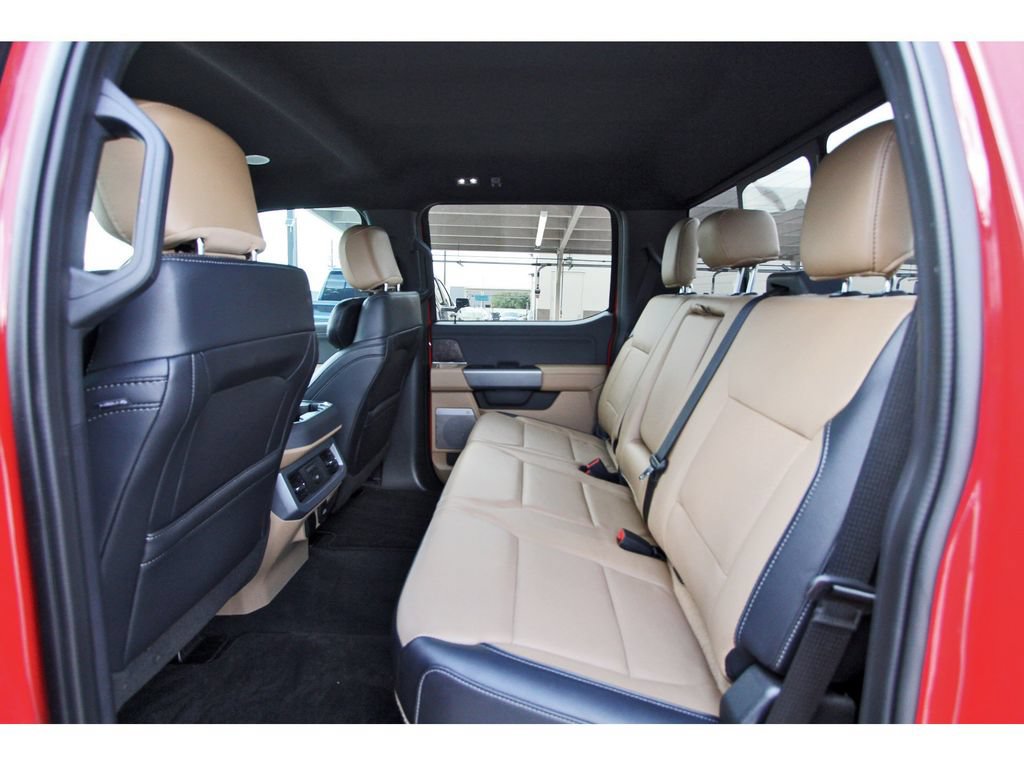 Used 2024 Ford F350 Lariat w/ Lariat Ultimate Package AWD/4WD image 10