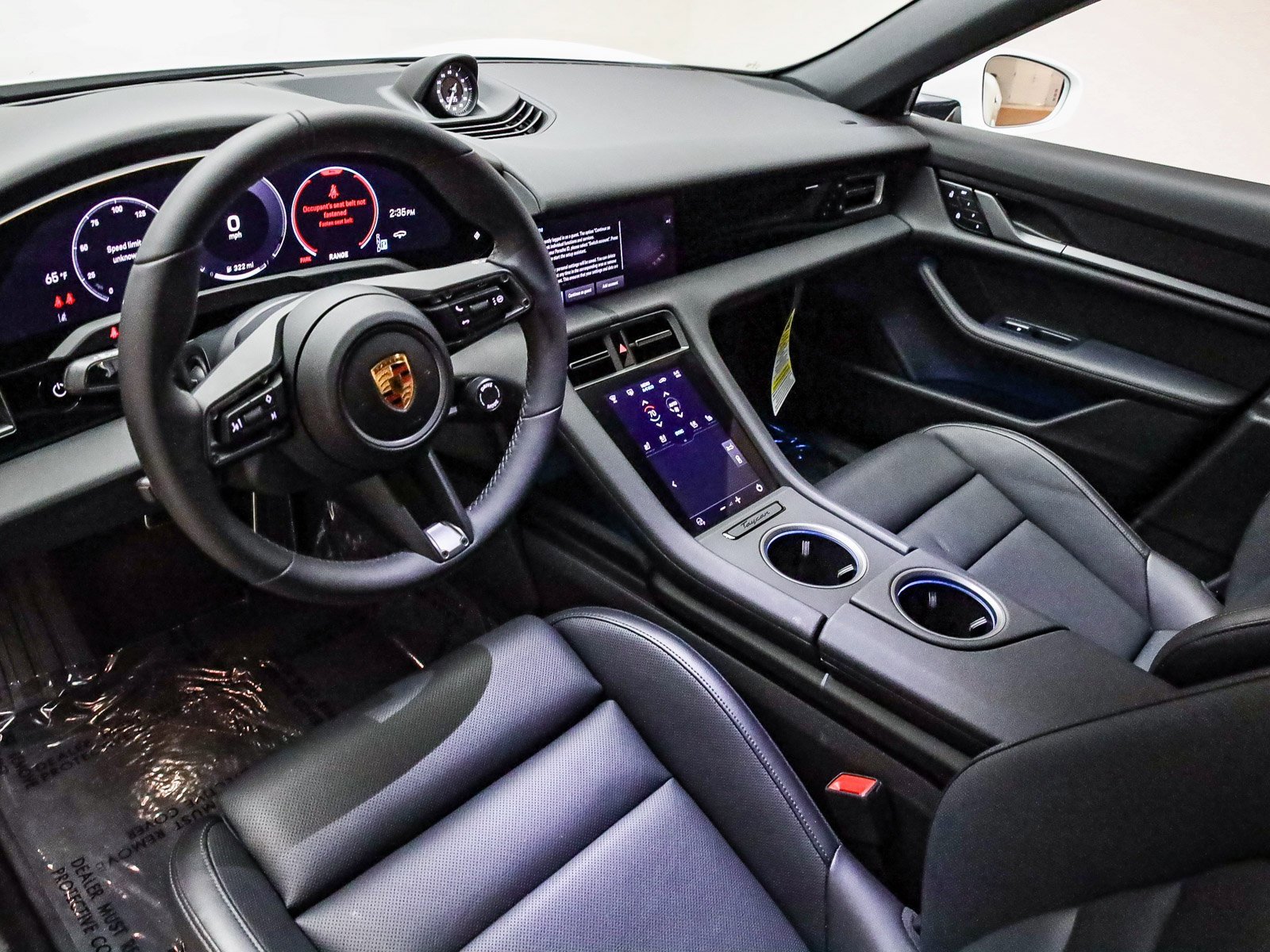 Used 2025 Porsche Taycan image 4