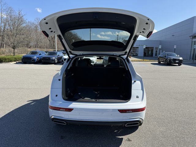 Certified 2023 Audi Q5 2.0T Premium Plus w/ Premium Plus Package AWD/4WD image 32