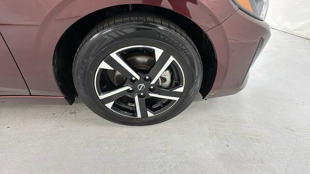 Certified 2024 Nissan Sentra SV FWD image 9